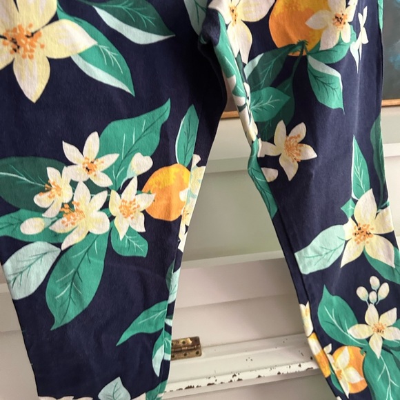Old Navy Pixie Pants Jeans Chic Lemon Print Size 10 Stretch Skinny - Picture 8 of 16
